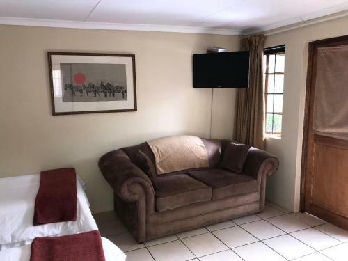 Hostal Glenmore Guesthouse