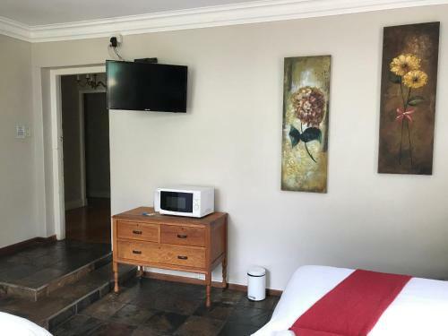 Hostal Glenmore Guesthouse