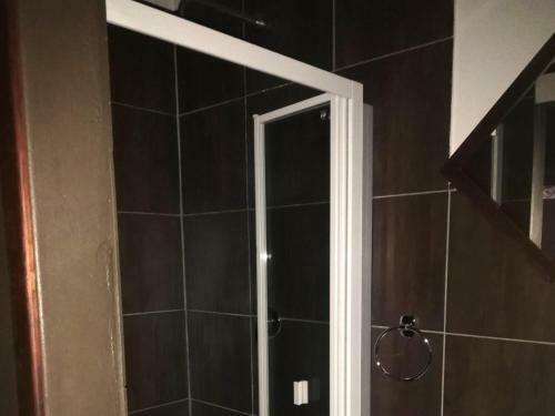 Hostal Kusile Guest House