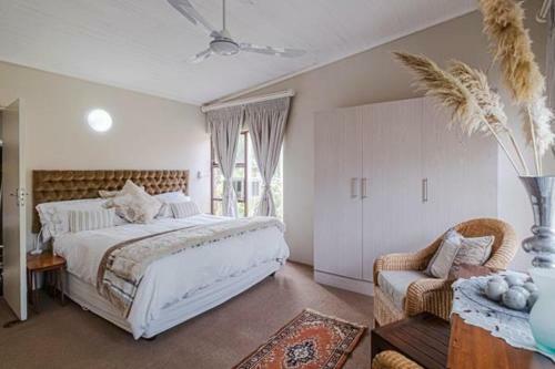 Ian Inyathi Self-catering Main