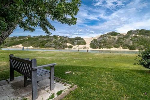 Apartamento Ianinyathi?s Self Catering