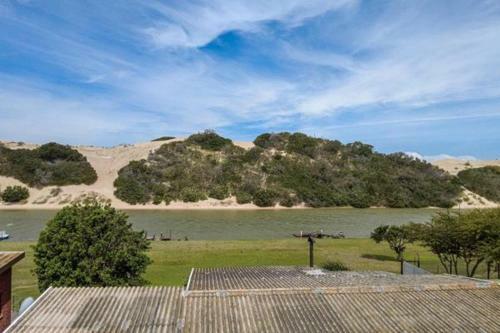 Apartamento Ianinyathi?s Self Catering