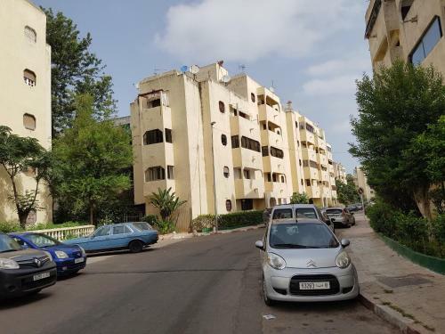 Well Located Apartment In Casablanca- 12 Mo Internet- Netflix