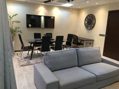 Well Located Apartment In Casablanca- 12 Mo Internet- Netflix