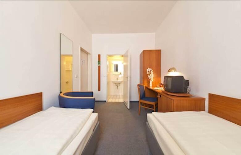 Centrum Hotel Commerz Am Bahnhof Altona