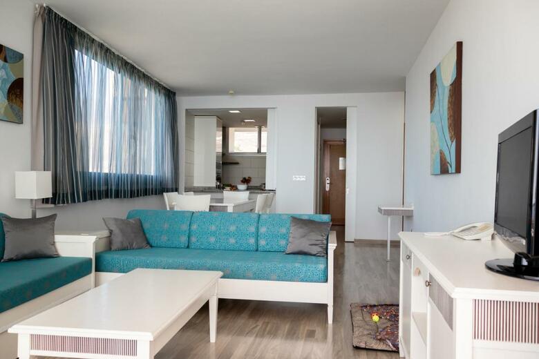 Apartamentos Club Hotel Marazul