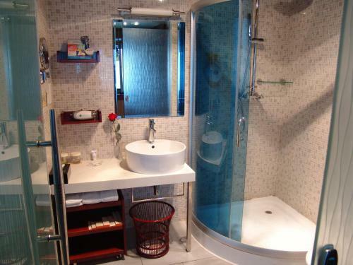 Kunming Golden Spring Hotel