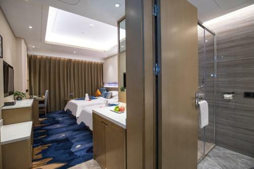 Kunming Golden Spring Hotel