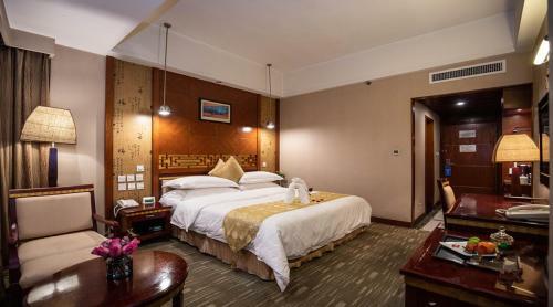 Kunming Golden Spring Hotel