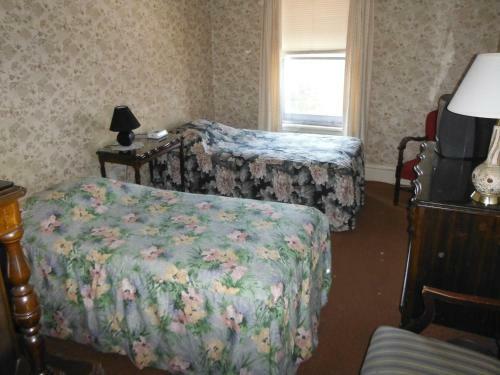 Auberge Des Arts Bed And Breakfast