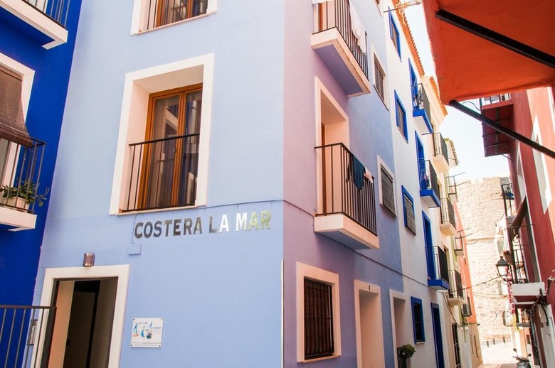 Apartamentos Tur�sticos Costera La Mar