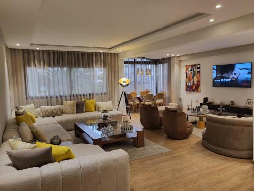The One Luxury Apartment With Dressing Room