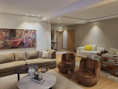The One Luxury Apartment With Dressing Room