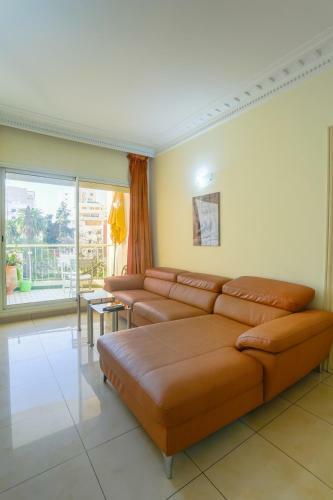 Apartamento House With Master Bedroom At Gauthier