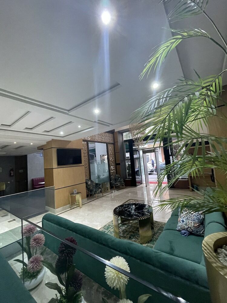 Silver Suites Hotel & Spa