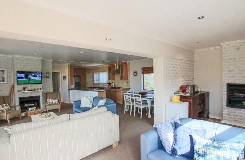 Cape St Francis 4 Bedroom Sleeps 8