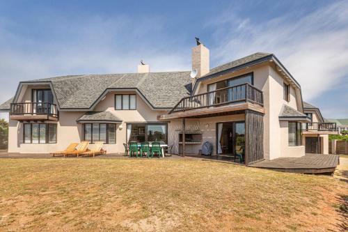 Willows Beach House