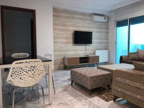 New Stylish And Spacious Apartment At Berges Du Lac 2 Tunis