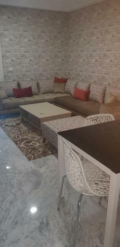 New Stylish And Spacious Apartment At Berges Du Lac 2 Tunis