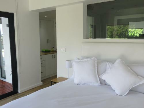 Cape White Villa
