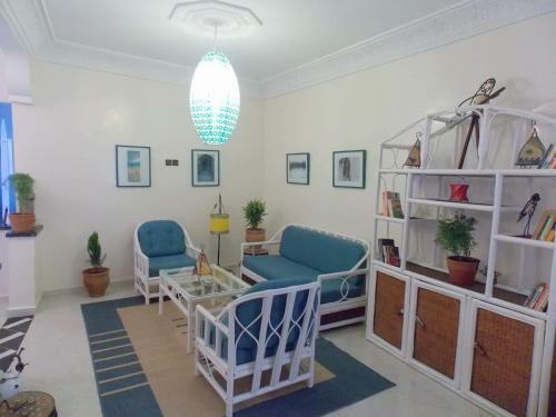 Art Riad Au Bord De La Mer