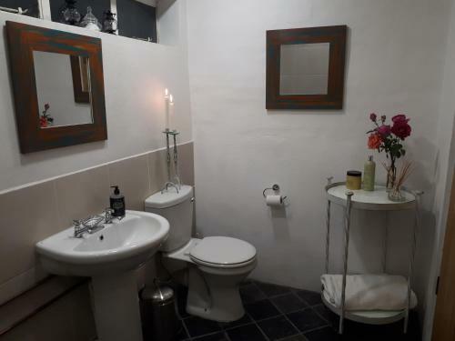 Hostal Honeysuckle Clarens