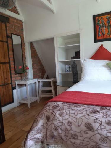 Hostal Honeysuckle Clarens