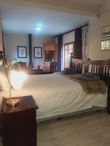 Sir Henry's Accommodation