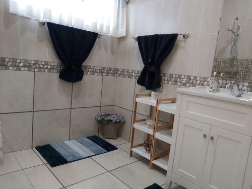 Clarens Mountain Sage Cottage