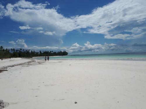 Lodge Jua Peponi