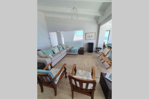 Shimmering Sea Cottage