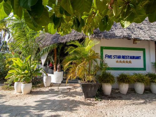 Tropical Oasis Boutique Hotel