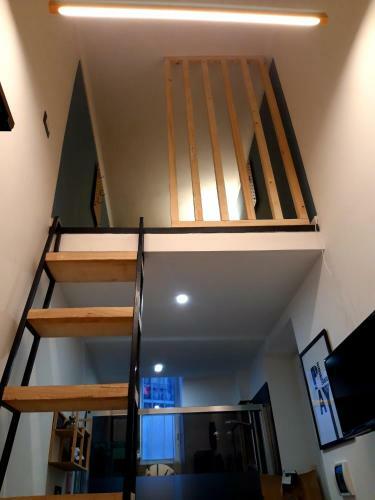 Apartamento Metro Station Minimini Van House