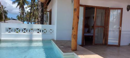 Moyo Top Floor Apartment