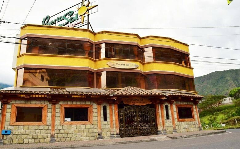 Hotel Puerta Del Sol
