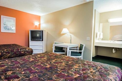 Hotel Rodeway Inn & Suites Haines City