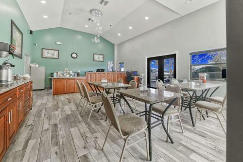 Hotel Rodeway Inn & Suites Haines City