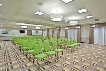 Hotel Holiday Inn Express Hays