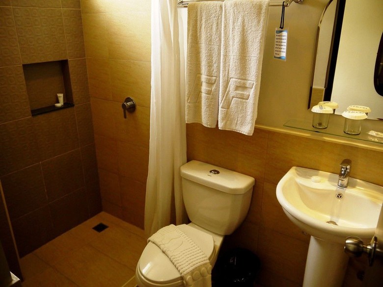 Fersal Hotel Malakas, Quezon City