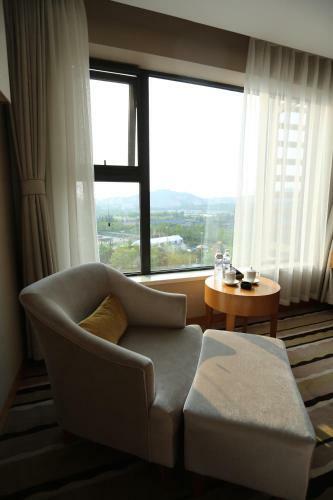 Wu Sheng Guan Holiday Hotel