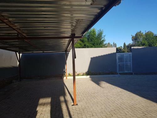 Bed & Breakfast Mzet Guest House