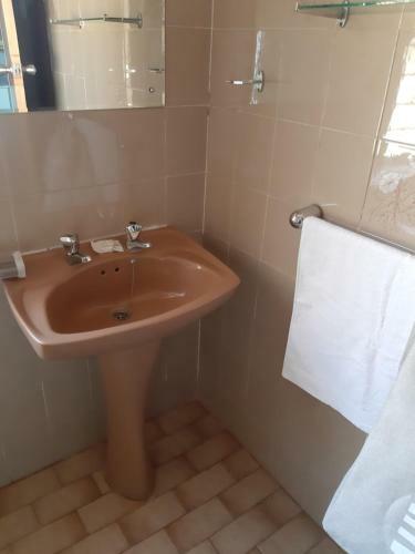 Bed & Breakfast Fochville Guesthouse