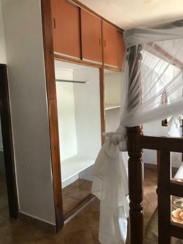 Hostal Usariver - House
