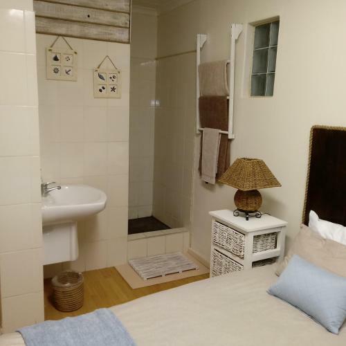 Apartamento Vincentia Odd Cottage ( Self Catering)