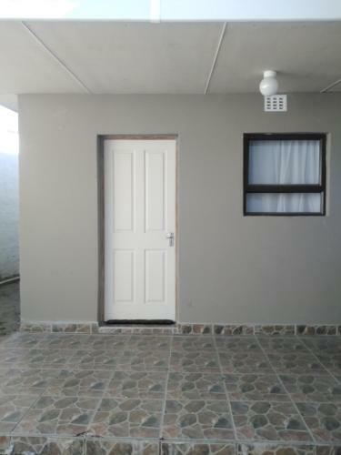Hostal Lisokhanya Guesthouse