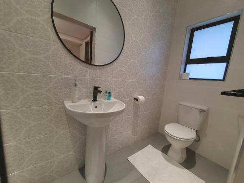 Hostal Coral Tree Boutique Guesthouse