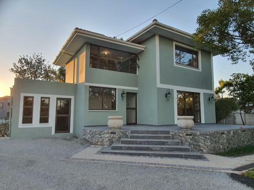 Hostal Coral Tree Boutique Guesthouse