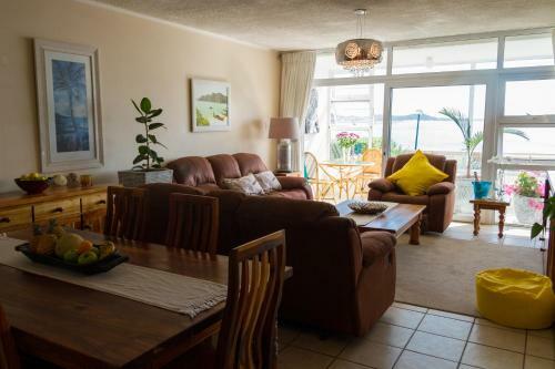 Bayview Seafront Apartment