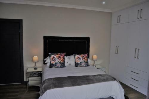 One Oak B&B