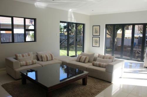 Jft Jewels B&B